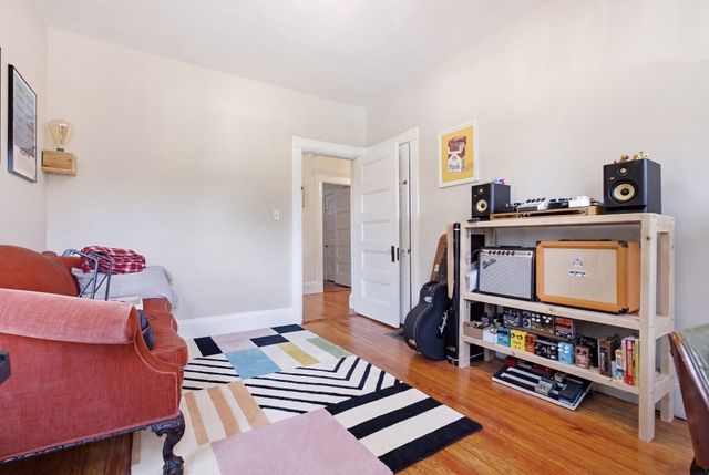 199 E Cottage St 1, Boston, MA 02125