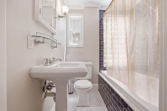 199 E Cottage St 1, Boston, MA 02125