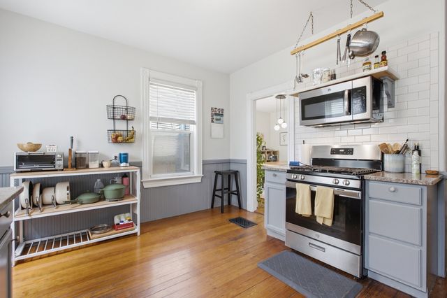 199 E Cottage St 1, Boston, MA 02125