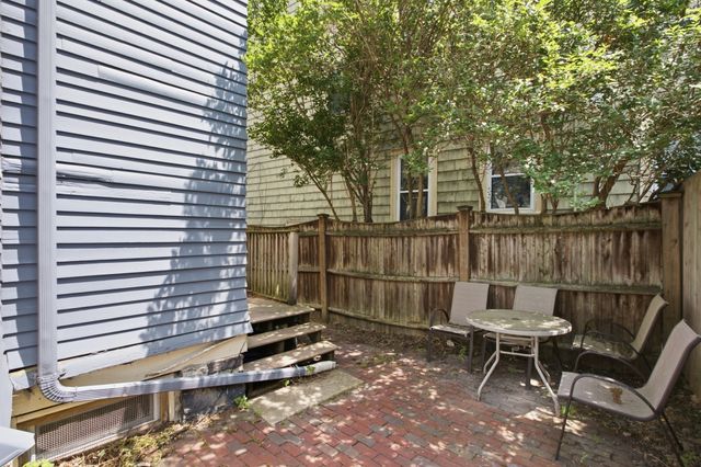 199 E Cottage St 1, Boston, MA 02125