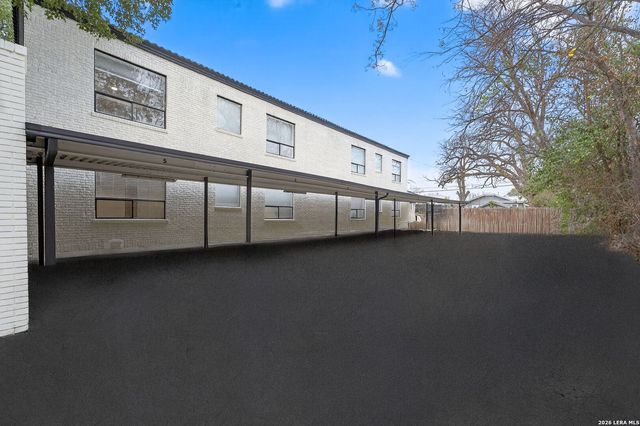 1635 W Mulberry Ave Apt 101, San Antonio, TX 78201