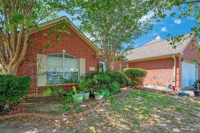 8918 Rustling Leaves Road, Houston, TX 77083