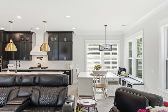 1081 Capersview Court, Awendaw, SC 29429