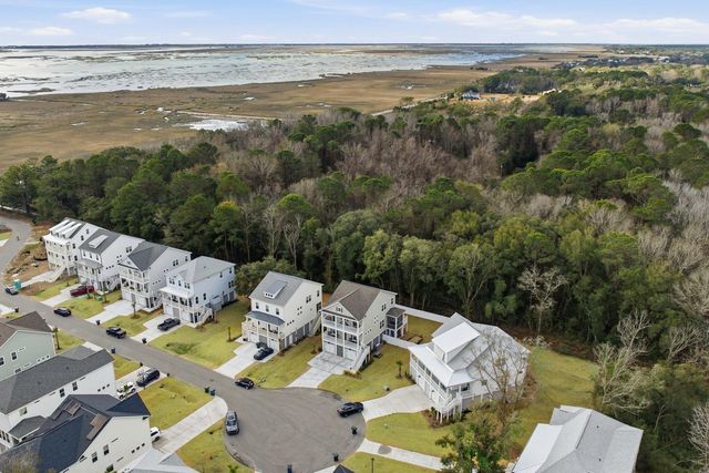 1081 Capersview Court, Awendaw, SC 29429