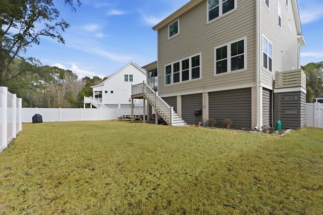 1081 Capersview Court, Awendaw, SC 29429