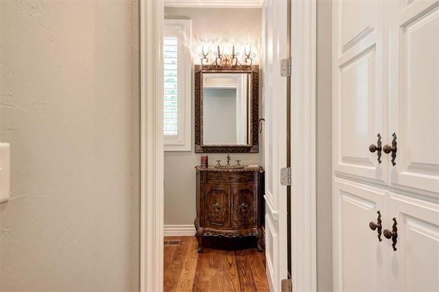 6000 Bronte Way, Edmond, OK 73034