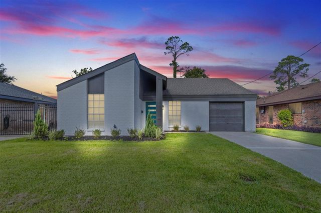 4012 Brentwood Lane, Lake Charles, LA 70605