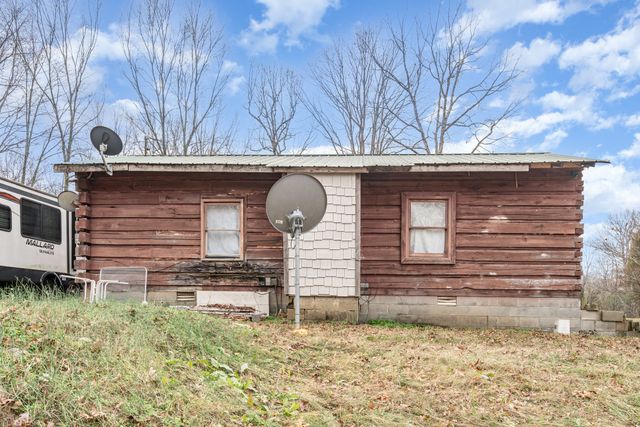 1300 Primm Rd, Ashland City, TN 37015