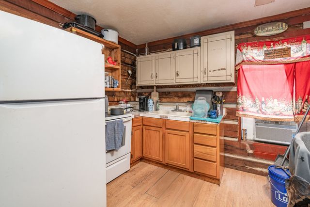 1300 Primm Rd, Ashland City, TN 37015