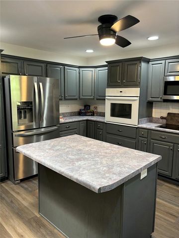 3 Campbell Lane, Bella Vista, AR 72715