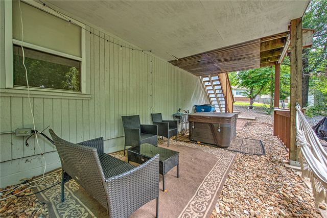 3 Campbell Lane, Bella Vista, AR 72715