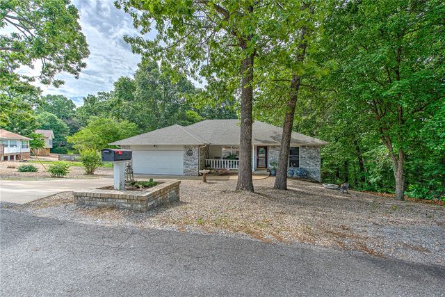 3 Campbell Lane, Bella Vista, AR 72715