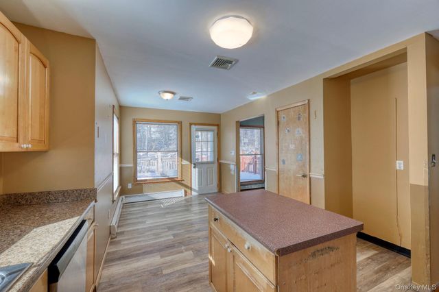 75 Big Island Road, Warwick, NY 10990