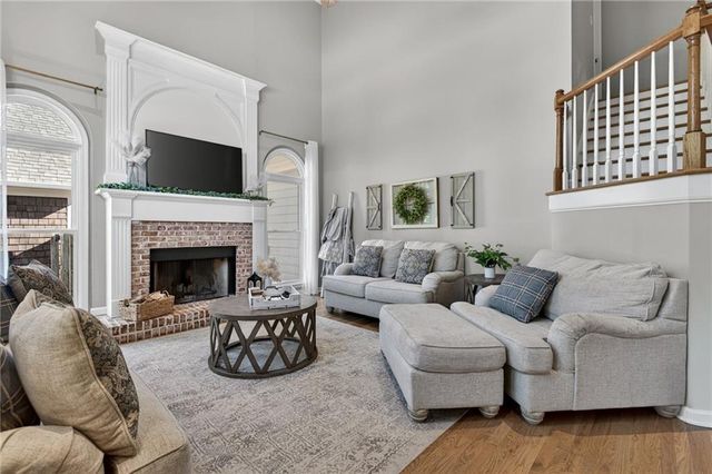 16 Stratford Lane, Cartersville, GA 30120