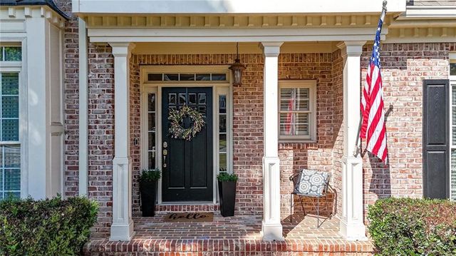 16 Stratford Lane, Cartersville, GA 30120