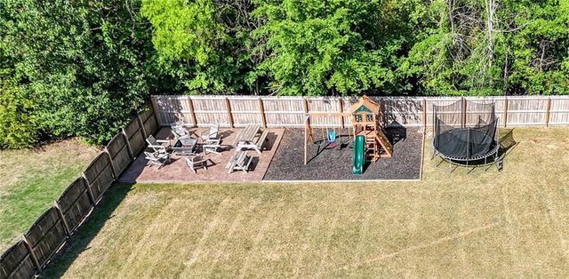 16 Stratford Lane, Cartersville, GA 30120