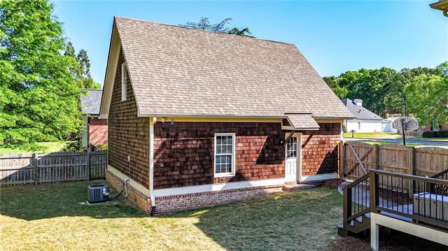 16 Stratford Lane, Cartersville, GA 30120