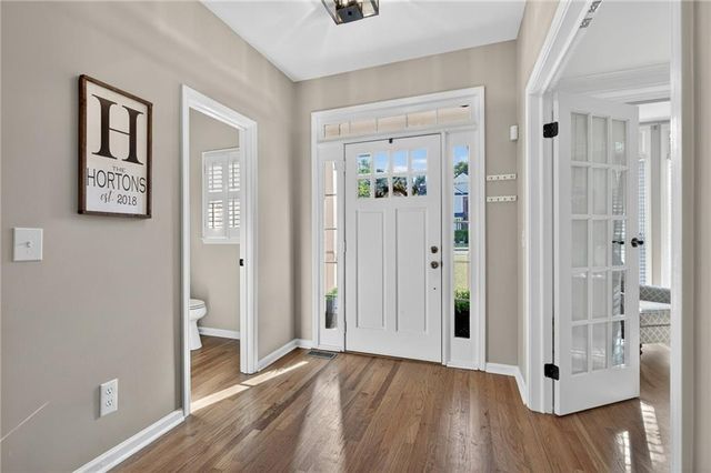 16 Stratford Lane, Cartersville, GA 30120