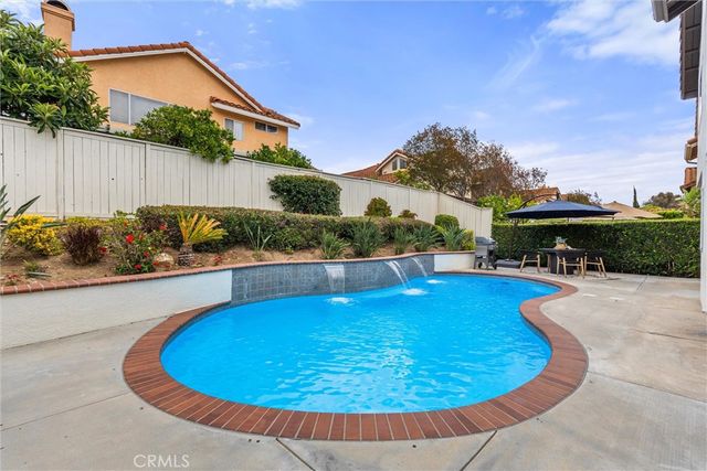 10 Paulownia, Rancho Santa Margarita, CA 92688