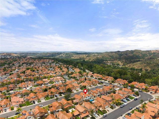10 Paulownia, Rancho Santa Margarita, CA 92688