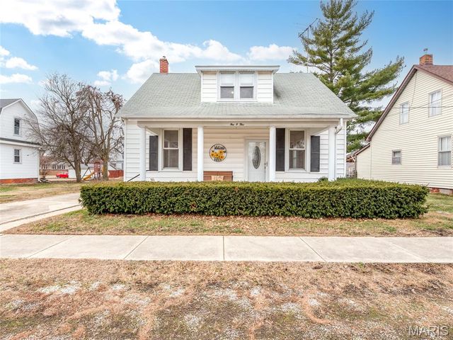105 N 3rd Street, New Baden, IL 62265