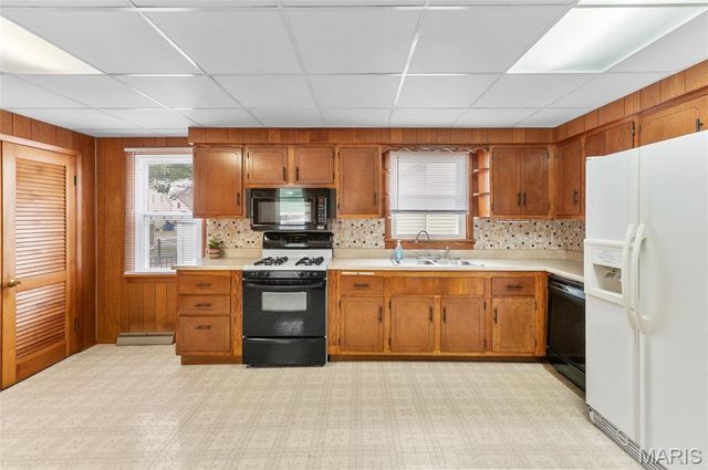 105 N 3rd Street, New Baden, IL 62265