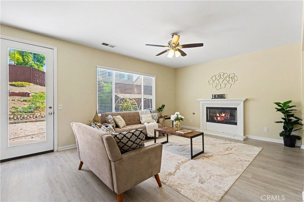 Image 4 of property listing at 29535 Hyperion, Murrieta, CA 92563
