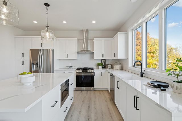 10030 Corral Way, Victoria, MN 55386