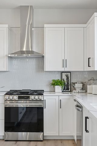 10030 Corral Way, Victoria, MN 55386