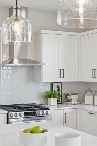 10030 Corral Way, Victoria, MN 55386