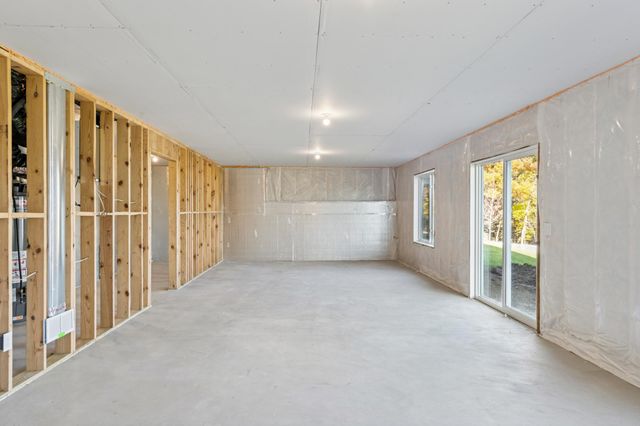 10030 Corral Way, Victoria, MN 55386