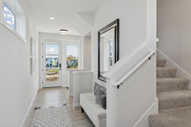 10030 Corral Way, Victoria, MN 55386