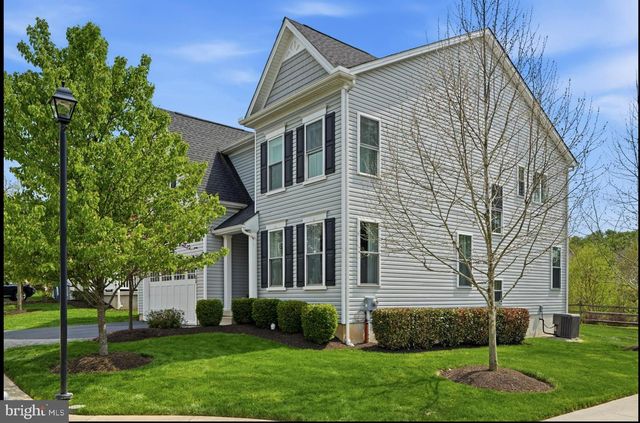 35 DICKINSON LN, Plymouth Meeting, PA 19462