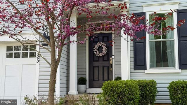 35 DICKINSON LN, Plymouth Meeting, PA 19462