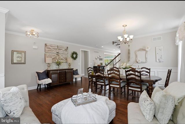 35 DICKINSON LN, Plymouth Meeting, PA 19462