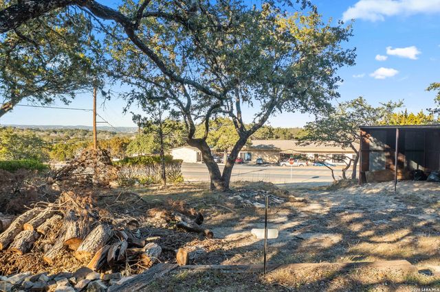 14811 CRANES MILL, Canyon Lake, TX 78133