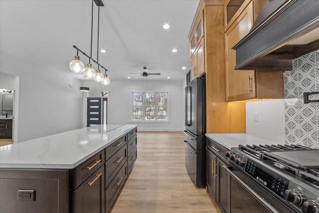 9193 12th STREET, Kenosha, WI 53144