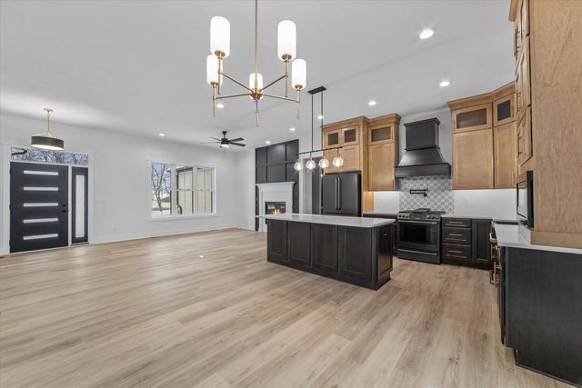 9193 12th STREET, Kenosha, WI 53144