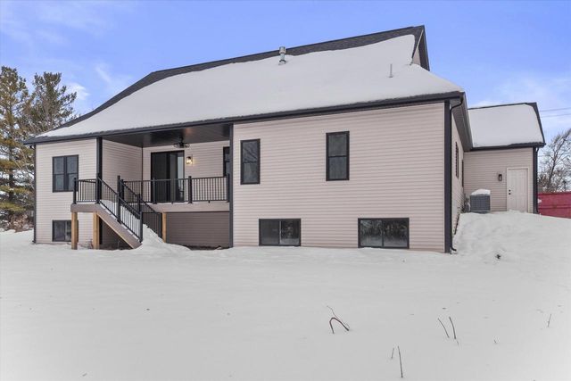 9193 12th STREET, Kenosha, WI 53144