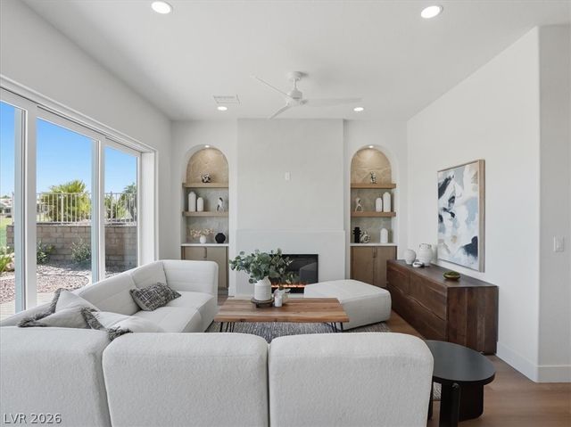3140 Darby Falls Drive, Las Vegas, NV 89134