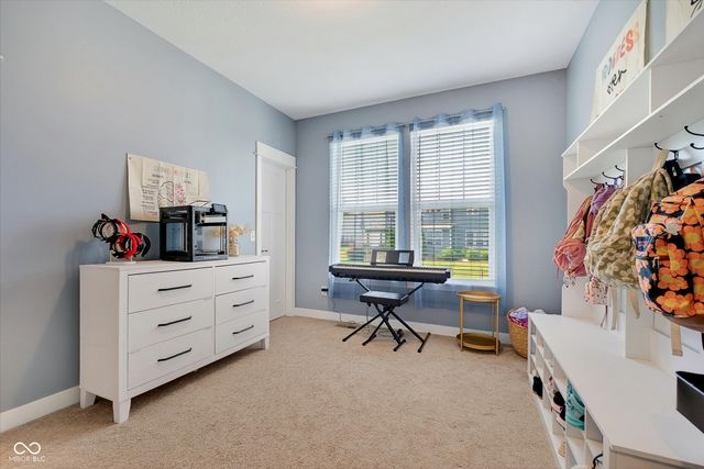 13336 Dennison Drive E, Fishers, IN 46037