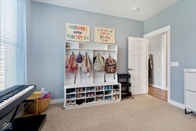 13336 Dennison Drive E, Fishers, IN 46037