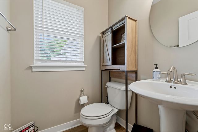 13336 Dennison Drive E, Fishers, IN 46037