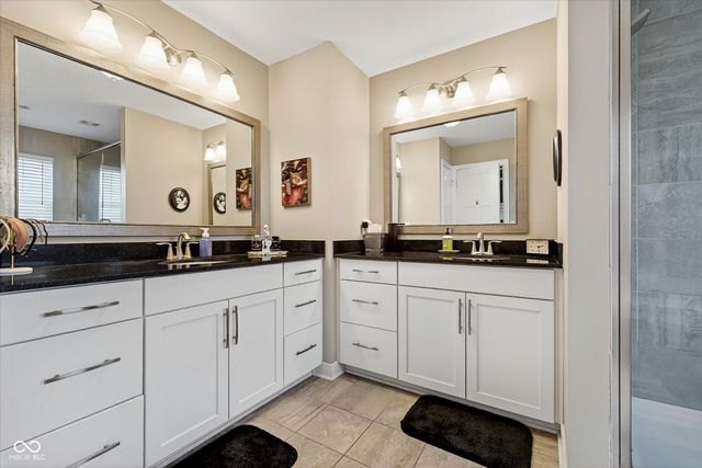 13336 Dennison Drive E, Fishers, IN 46037