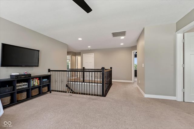 13336 Dennison Drive E, Fishers, IN 46037