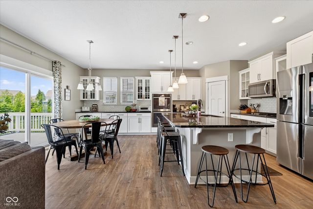 13336 Dennison Drive E, Fishers, IN 46037