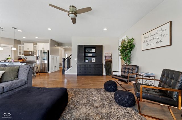13336 Dennison Drive E, Fishers, IN 46037