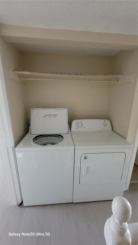 122 N KINGS AVENUE 202, Brandon, FL 33510