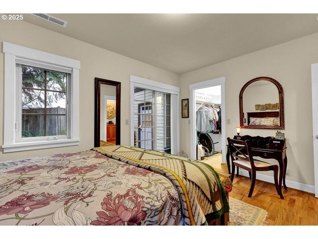 1846 RIVERWOOD Aly, Eugene, OR 97401