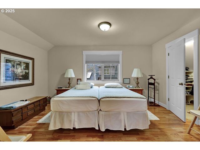 1846 RIVERWOOD Aly, Eugene, OR 97401